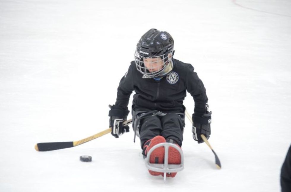 Niagara Peninsula Foundation for Children Supports Sledge Hockey